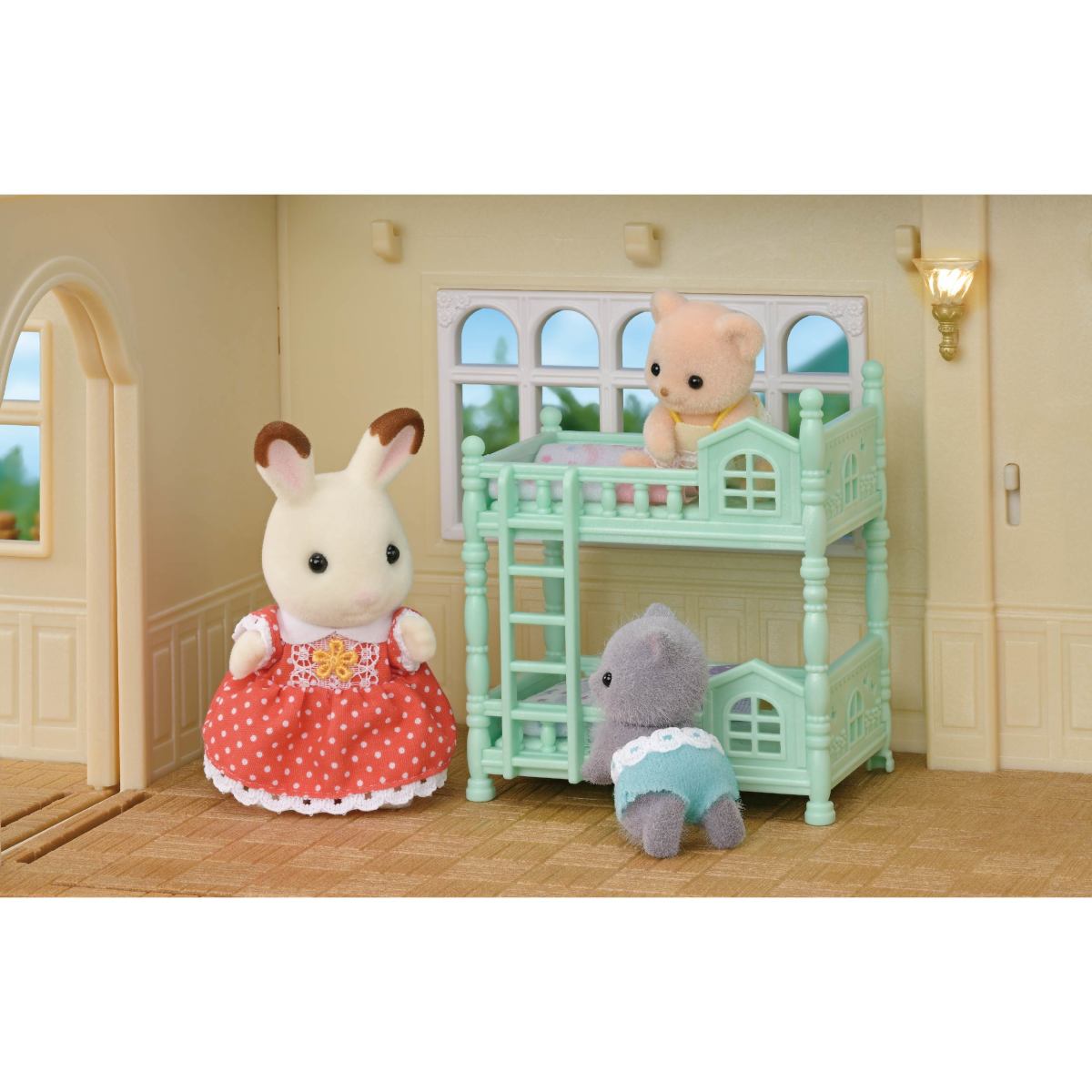 Red Roof Country Home -Secret Attic Playroom-