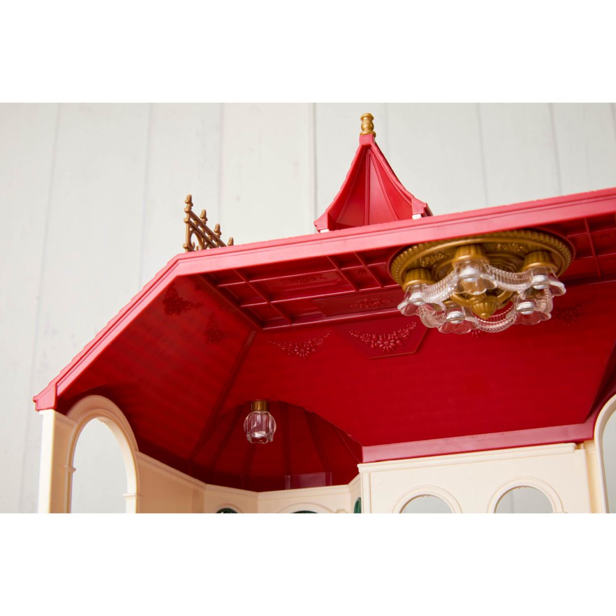 Red Roof Riverside Manor
